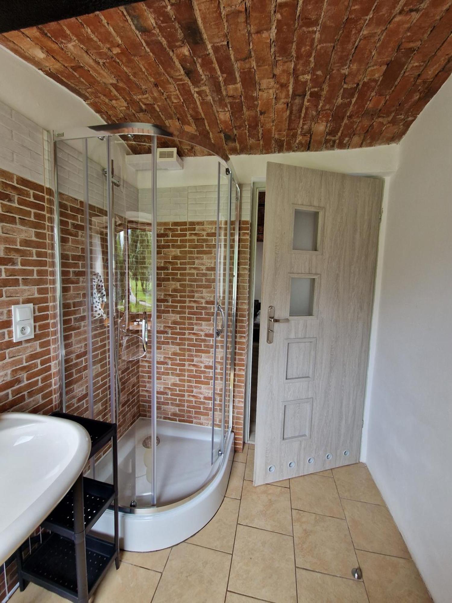 Stara Kuznia Radkow Hotel Bagian luar foto